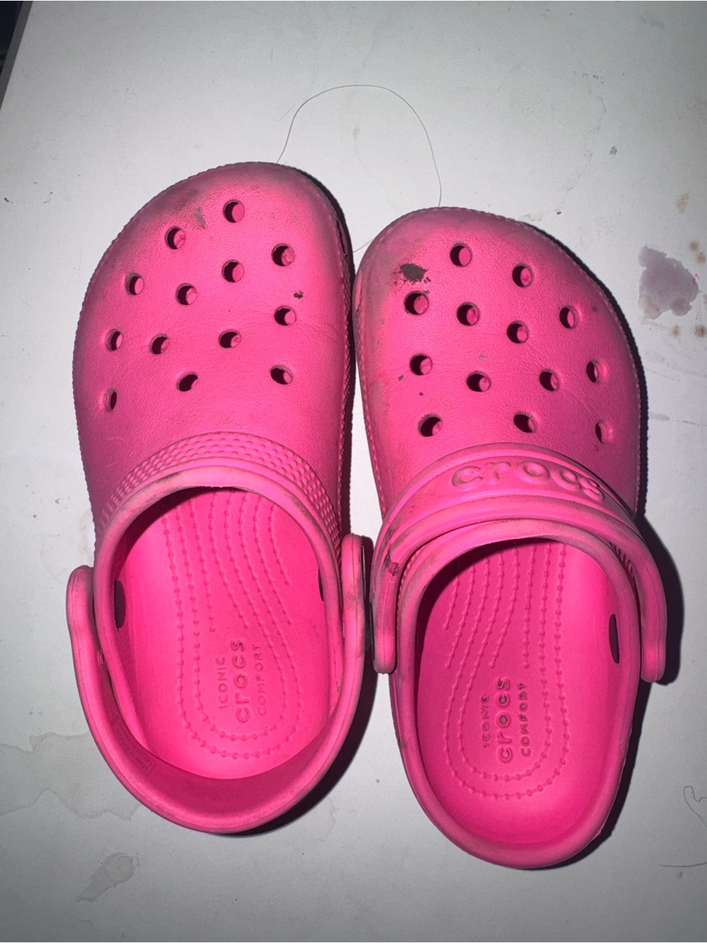 CROCS Kids Classic Clog in Hot Pink